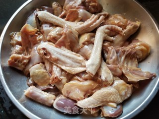 Braised Chicken with Mushrooms, Yuba and Chestnuts recipe