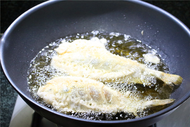 Fried Yellow Croaker recipe