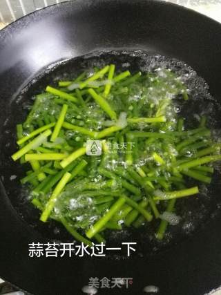 Home Cooking-stir-fried Pork Liver with Garlic Moss recipe