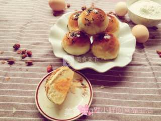 Mooncakes with Egg Yolk and Lotus Seed Paste recipe