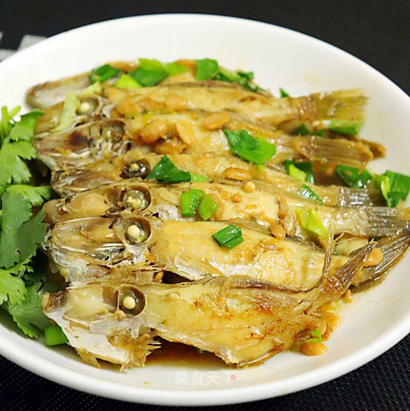 Half-fried and Peeled Fish with Soy Sauce recipe