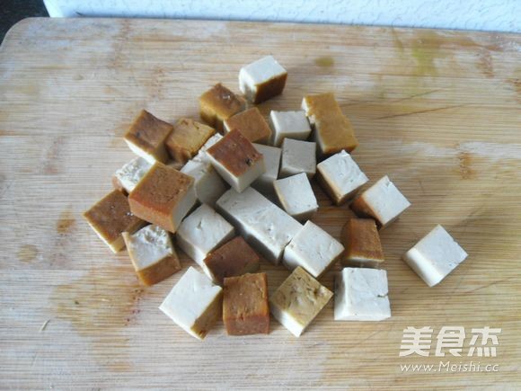 Peanuts Mixed with Dried Tofu recipe