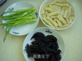 Pork Knuckle and Sea Cucumber recipe