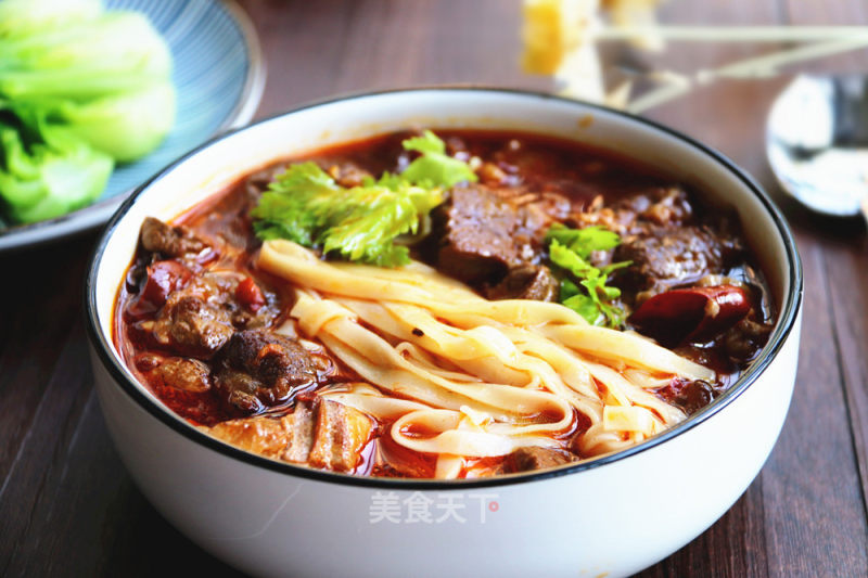Braised Beef Noodles, A Small and Beautiful Delicacy