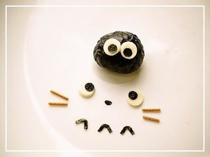 My Neighbor Totoro and Briquettes Elf Onigiri recipe