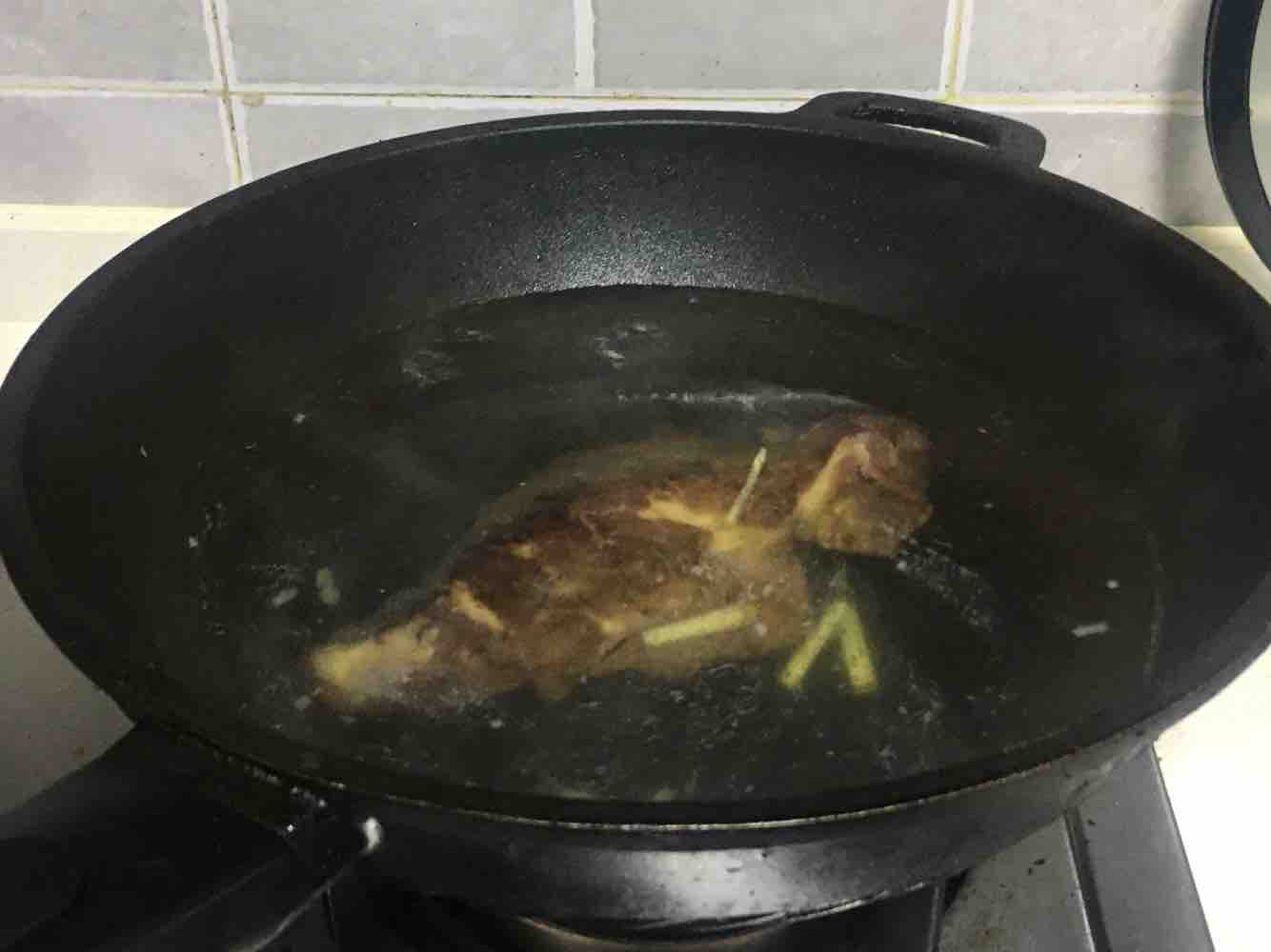 Stir-fried Cured Beef with Mushroom recipe