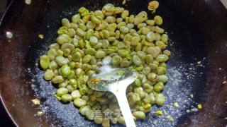 Green Onion and Rake Beans (scallion Roasted Broad Beans) recipe