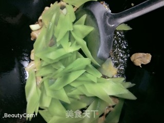 Green Bamboo Shoots Pork Slices recipe