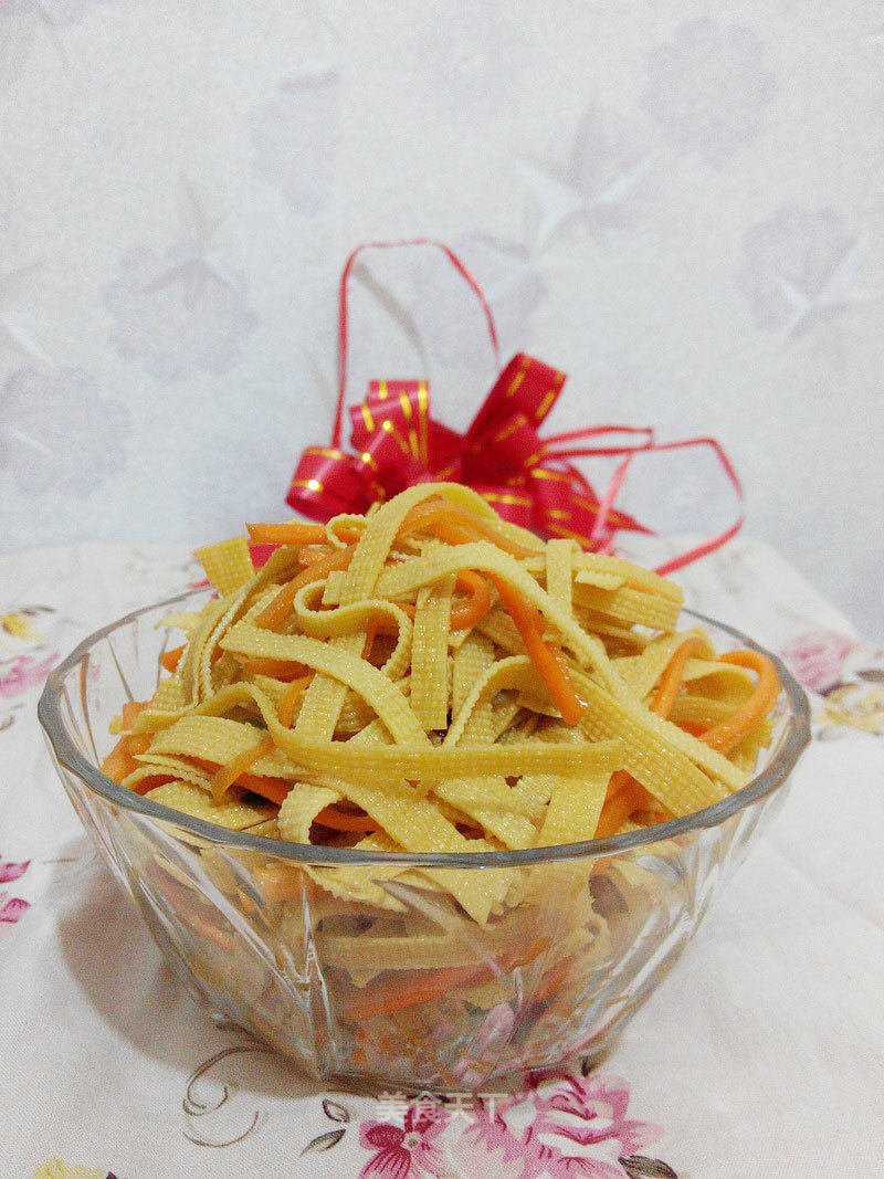 Cold Tofu Shreds (dried Tofu Skin)-a Nutritious Appetizing Homemade Cold Dish recipe