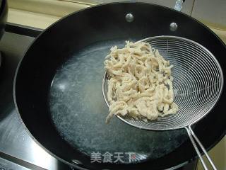 Chicken Shreds Mixed with Spring Bamboo Shoots recipe