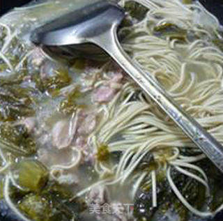 Sauerkraut Beef Soba Noodles recipe