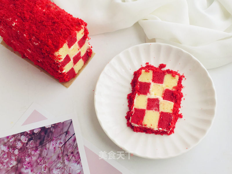 Red Velvet Chess Cake