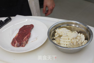 Pan-fried Black Pepper Steak recipe