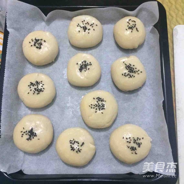 Fresh Meat Moon Cakes recipe