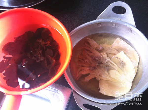 Dried Cuttlefish Pork Ribs Soup recipe