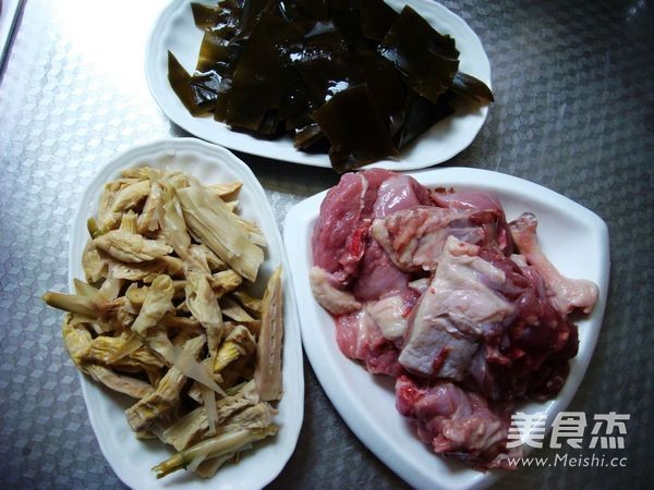 Dried Bamboo Shoots and Seaweed Old Duck Soup recipe