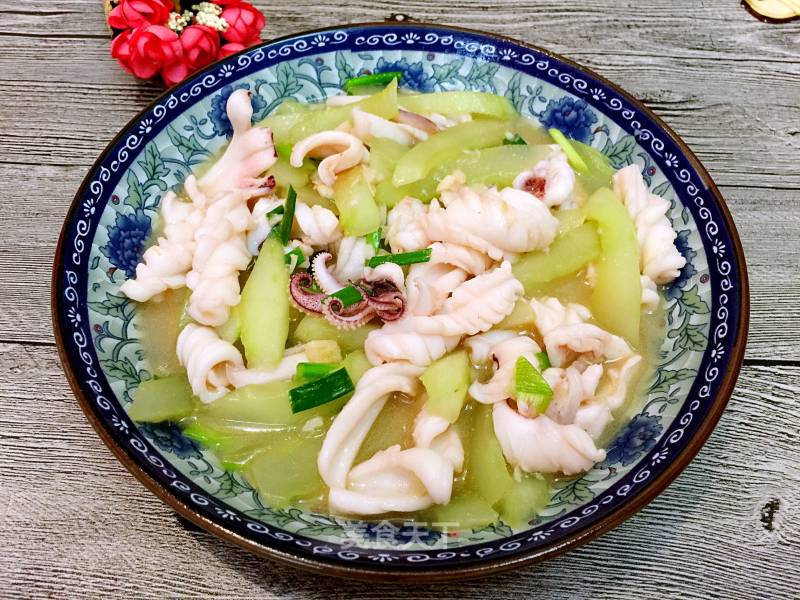 Fried Squid with Cucumber recipe