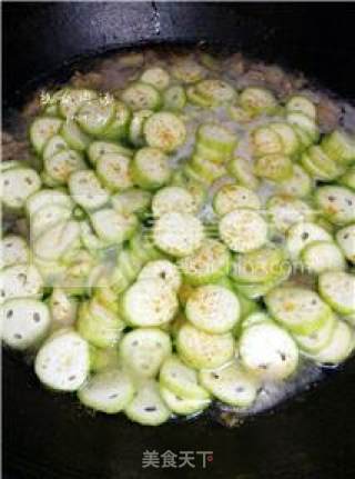 My Favorite Bite is Delicious: Loofah Broth recipe