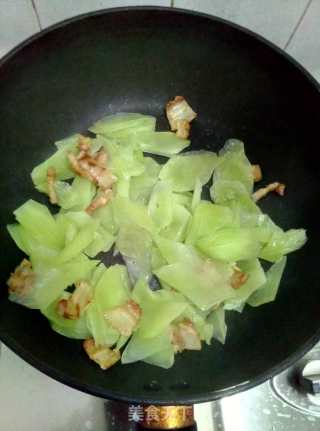 Stir-fried Pork Belly with Lettuce recipe