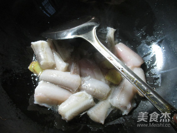Boiled Shrimp with Crab Mushroom recipe