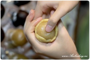 Cantonese-style Moon Cakes recipe