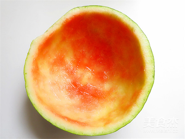 Appetizing Hot and Sour Watermelon Rind recipe