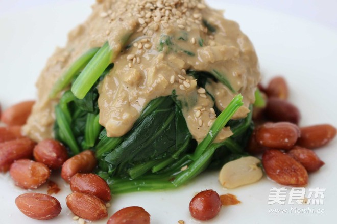 Spinach with Sesame Sauce recipe