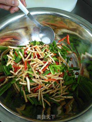 Chives and Dried Tofu recipe