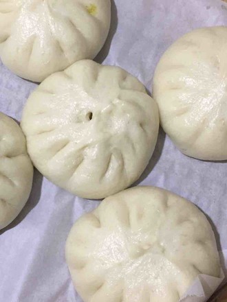 Three Fresh Pork Buns with Water Chestnuts and Mushrooms recipe