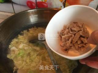 Chinese Cabbage and Pork Soup Rice Cake recipe