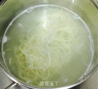 Noodles with Chinese Cabbage and Shrimp recipe