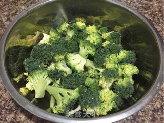 Stir-fried Chicken with Broccoli recipe