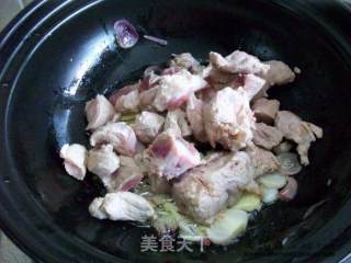 Home Cooking @@芋头烧排骨 recipe