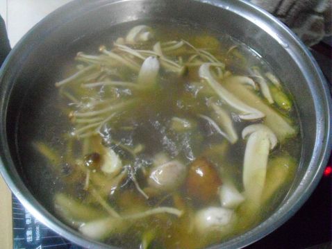 Mushroom Soup Hot Pot recipe