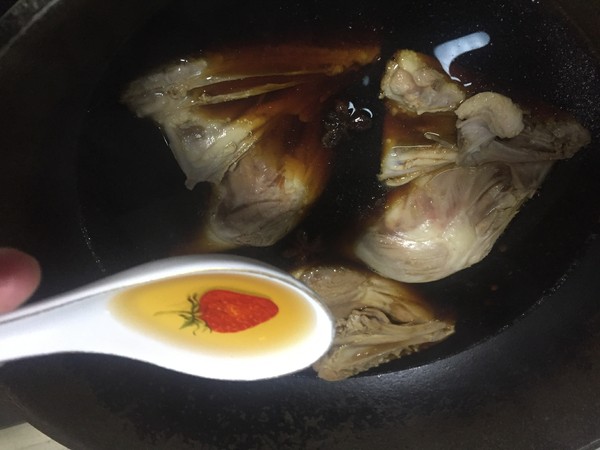 Mizhi Braised Roast Duck Legs recipe