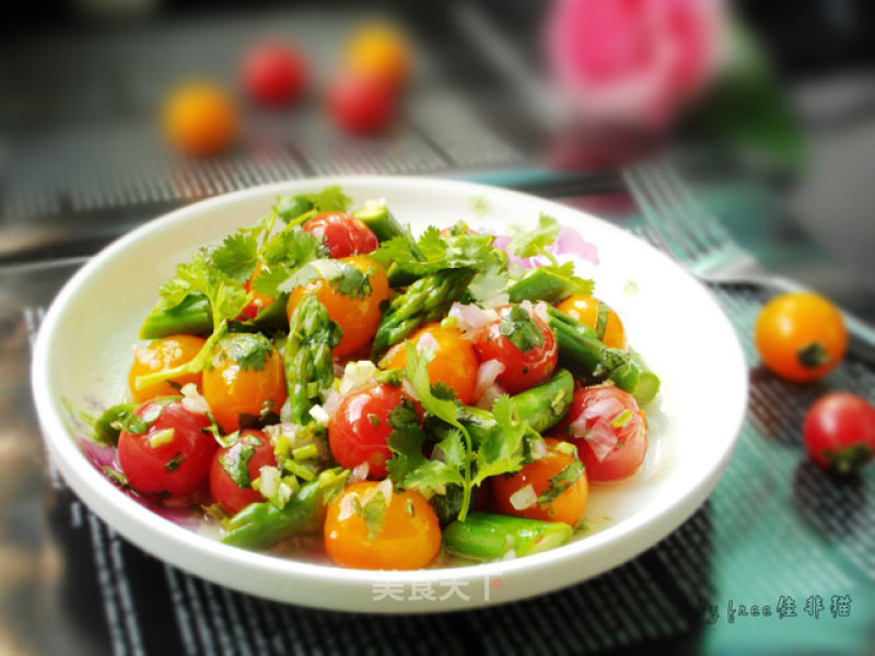 Asparagus and Cherry Tomato Warm Salad
