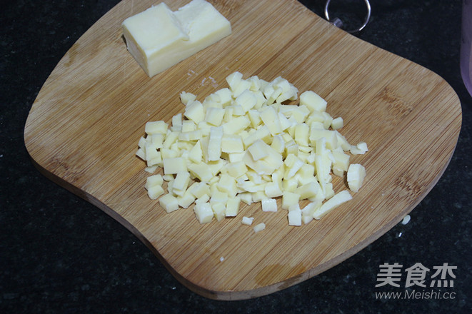 Baked Spaghetti with Black Pepper, Potato and Cheese recipe