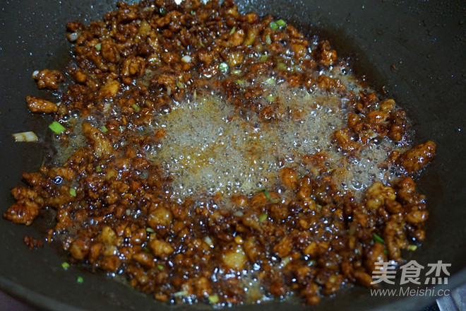 Stone Pot Fried Taro with Sauce recipe