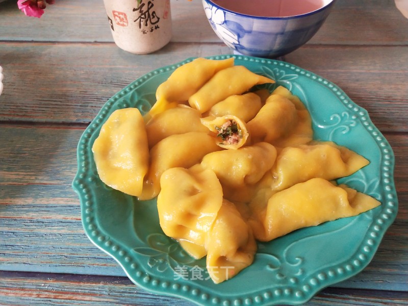 Dumplings Cooked with Corn Dumpling Flour and Dandelion Meat