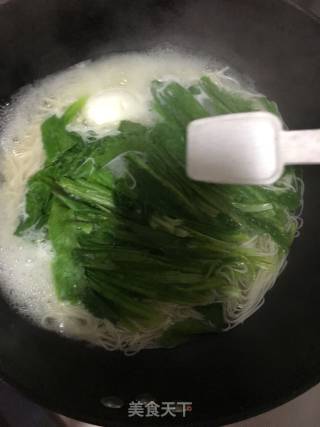 White Egg White Noodle Soup recipe