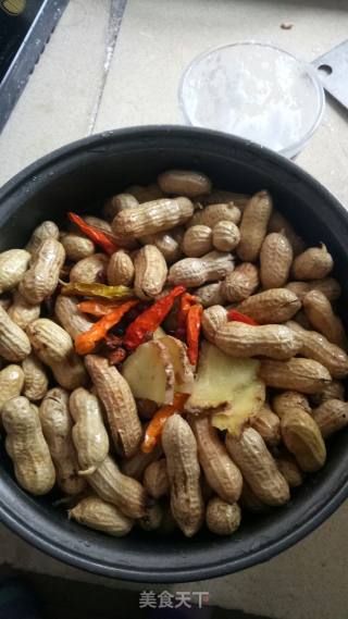 Boiled Peanuts in Brine recipe