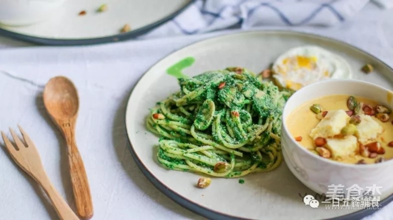 Spinach Oil Lettuce Pasta recipe