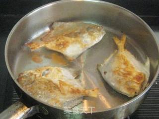 Dry Fried Pomfret recipe