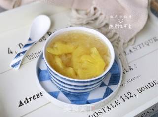 Pineapple and Tremella Soup recipe