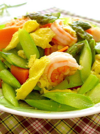 Scrambled Eggs with Asparagus and Shrimp recipe