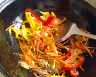 Simple Changes of Colored Pepper Tofu Silk Achieve Different Effects recipe