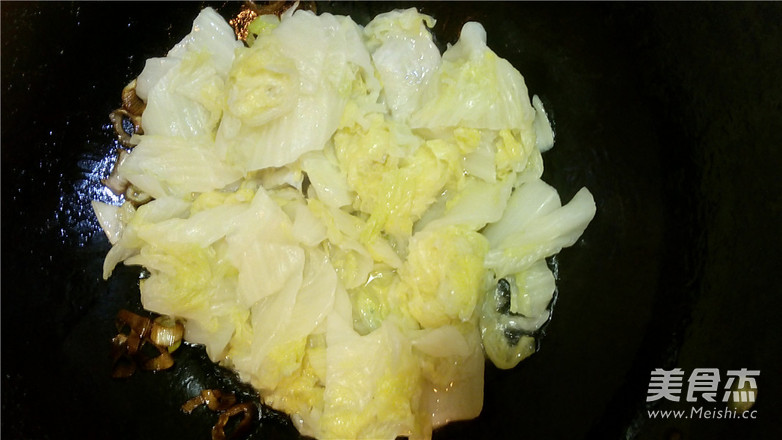 Stir-fried Cabbage with Fungus recipe