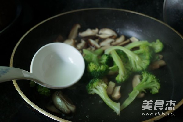 Stir Fried Broccoli recipe