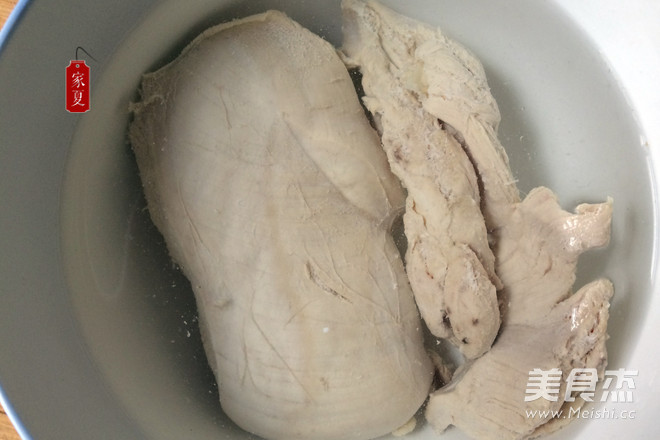 "jia Xia" Quick Hand Dishes Simple Version of Cold Chicken Shreds is Delicious and Easy to Make recipe
