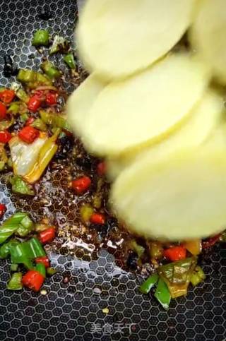 Spicy Potato Chips recipe